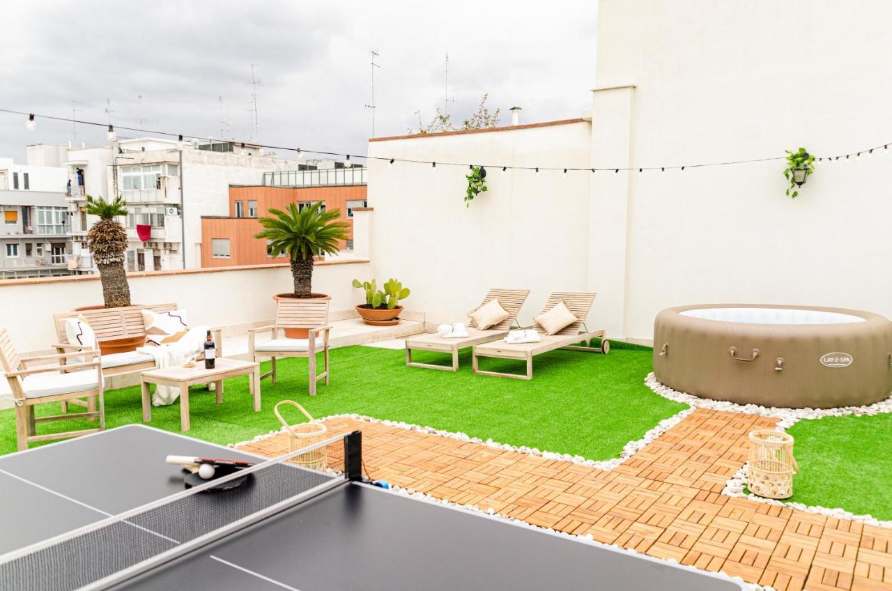Апартаменти Apulialux Private 100Mq Rooftop Oasis W Jacuzzi Барі Екстер'єр фото