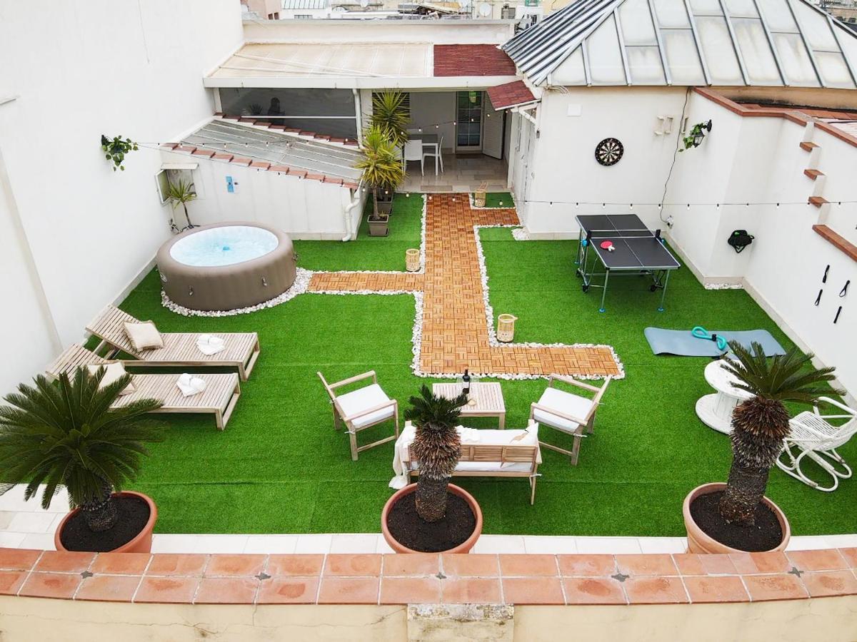 Апартаменти Apulialux Private 100Mq Rooftop Oasis W Jacuzzi Барі Екстер'єр фото